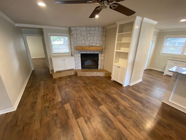 Building Photo - 3107 43rd St