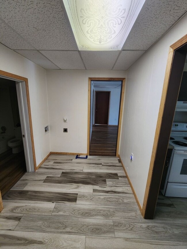 Building Photo - 2bdrm/1ba Single-level home in Ronan