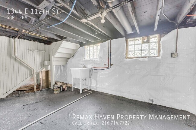 Building Photo - 1344 E 112th St