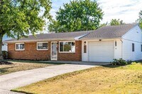 Building Photo - 1227 Frayne Dr