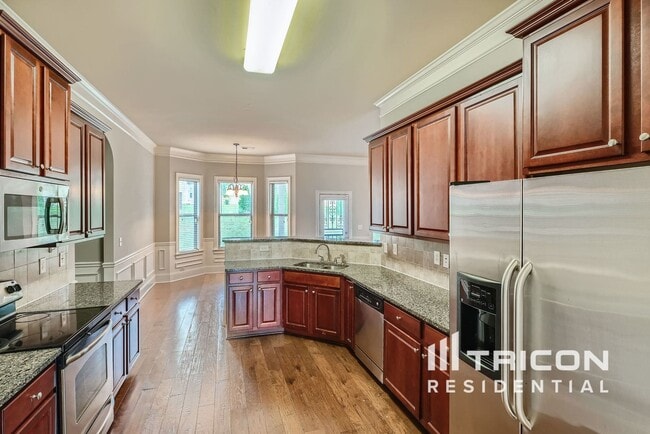 Building Photo - 416 Margaux Wy