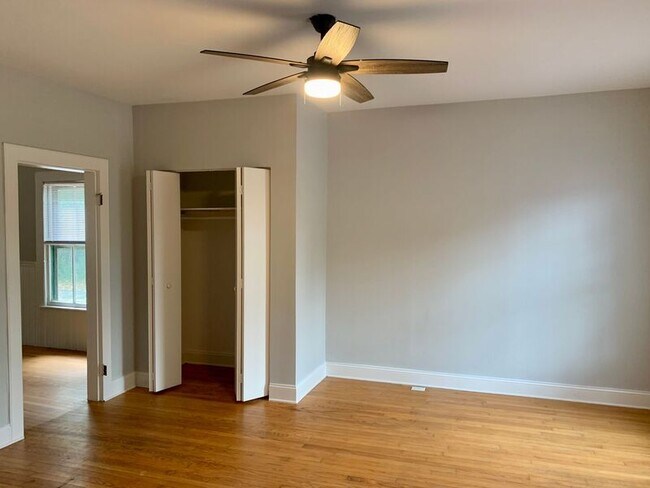 Building Photo - 3963 Oakleys Ln