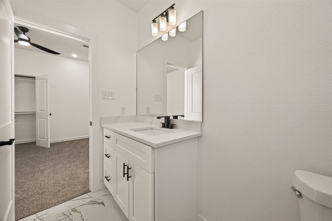 Building Photo - 9332 Waller St