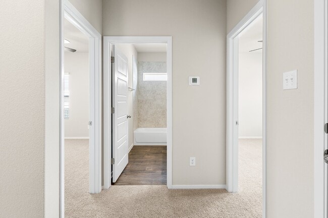 Building Photo - Modern Kyle Home Available for an April Move-In!