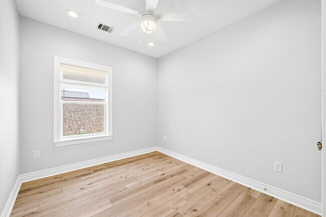 Building Photo - 12835 E Conquistador Dr