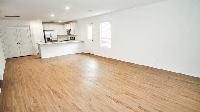 Building Photo - 132 Pine Bend Ct