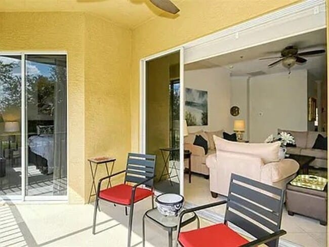 Building Photo - 8263 Miramar Way