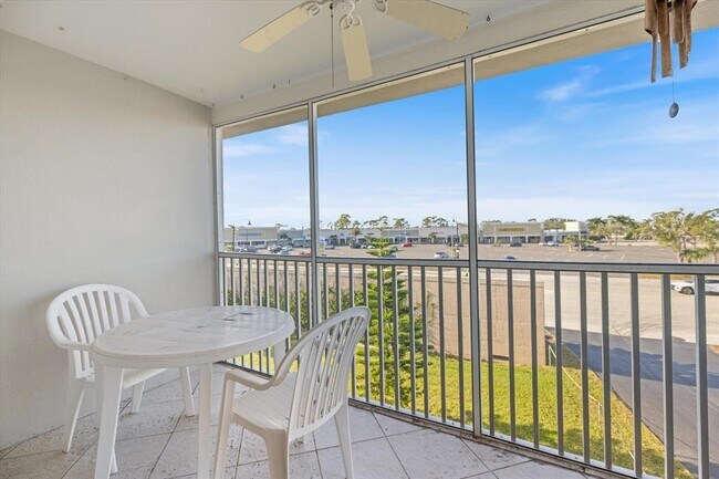 Building Photo - 649 S Tamiami Trl