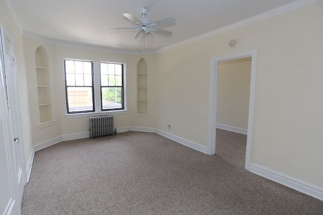 Building Photo - 4834 N Damen Ave