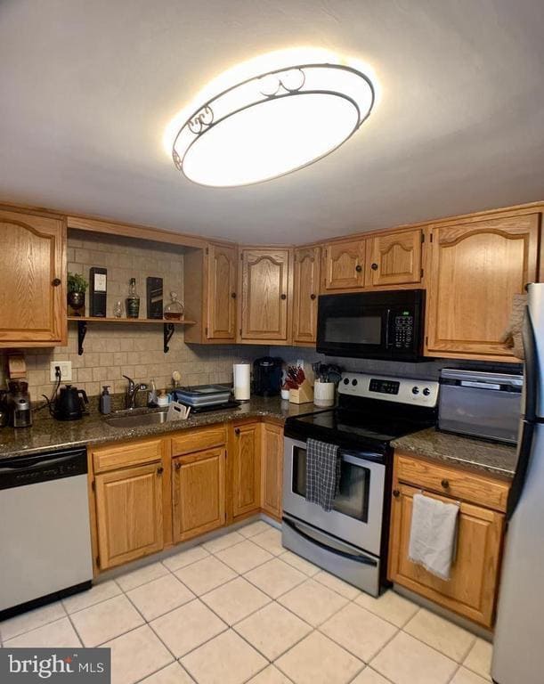 Building Photo - 4055 Cardin Pl