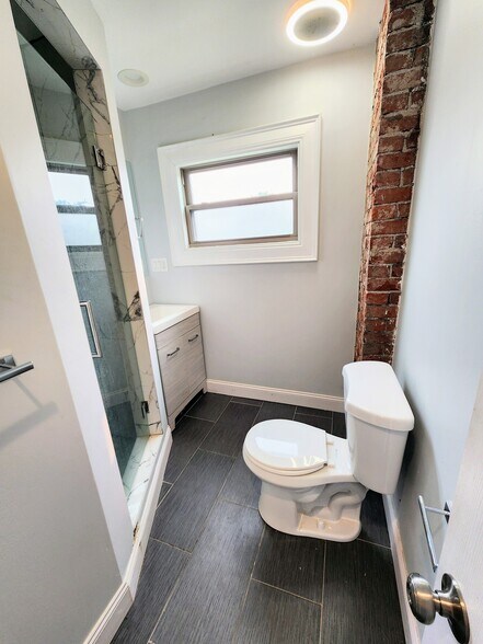 Building Photo - 5396 Stanton Ave