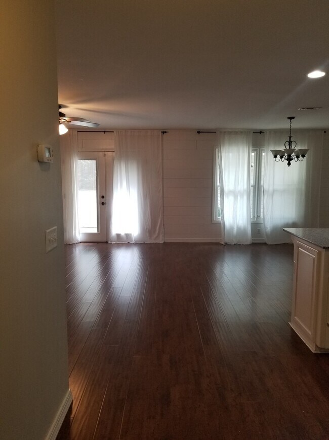 Building Photo - Gateway Subdivision, Enterprise, AL