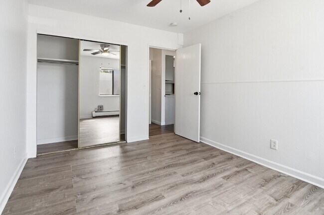 Building Photo - $1,140.95 with Half Off The First Month's Rent, 1 Bed - 1 Bath, Condo in Denver with Easy Access ...