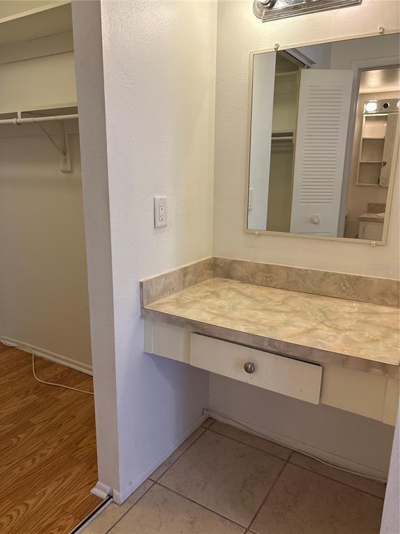 Building Photo - 744 116th Ave N