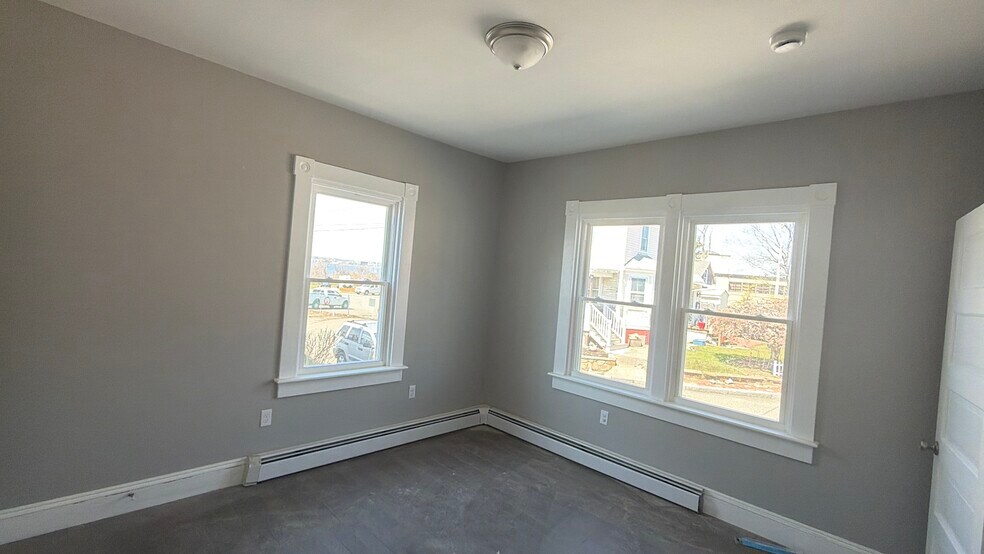 Building Photo - 90 Washington Ave