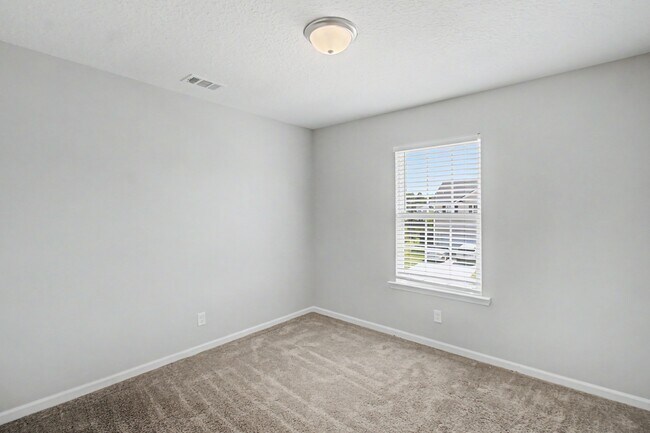 Building Photo - 454 Brightleaf Cir