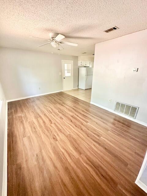 Building Photo - 423 John King Rd