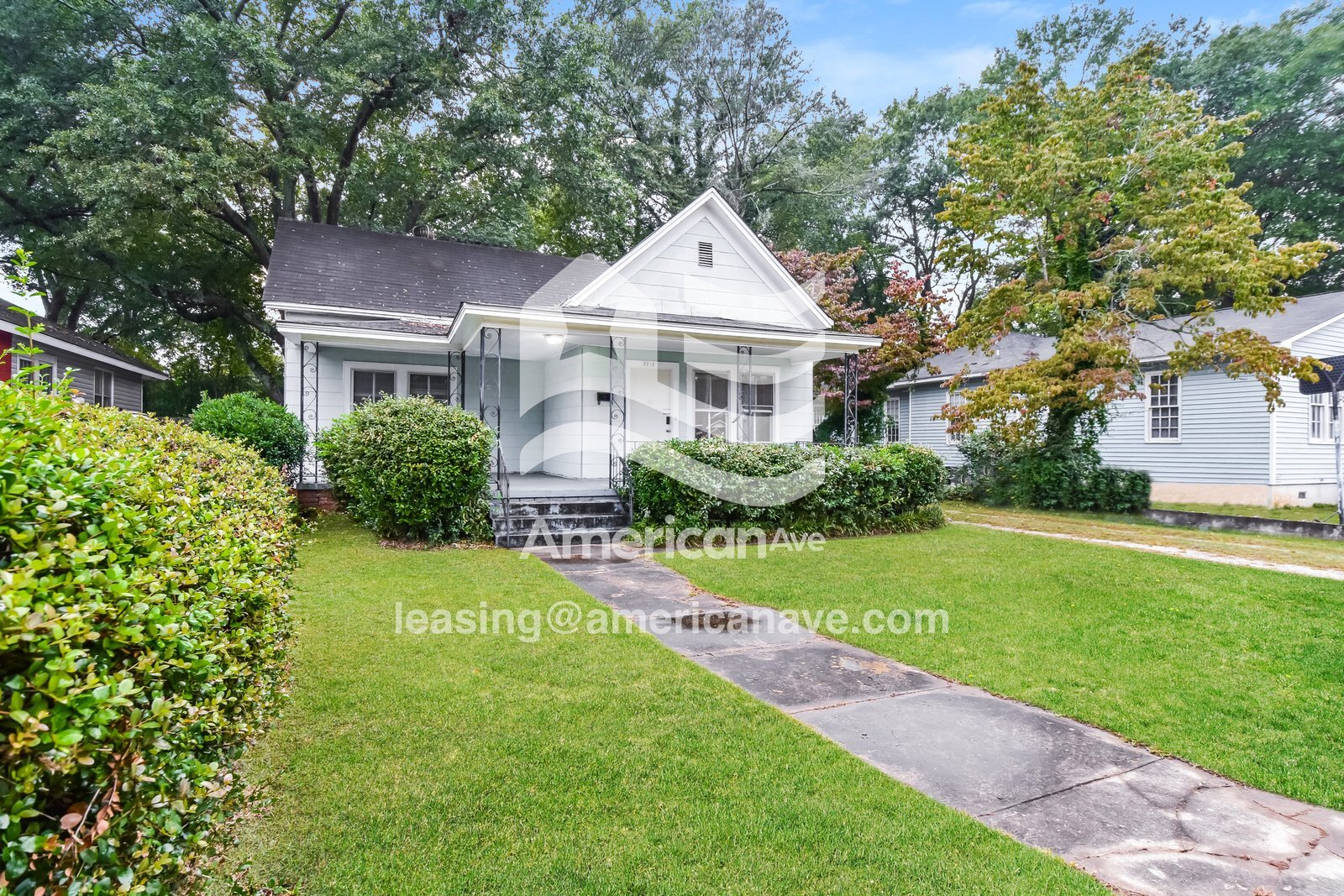 Building Photo - 3213 River Dr