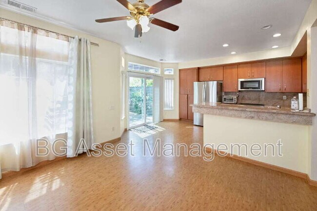Building Photo - 176 Scotts Valley