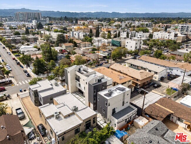 Building Photo - 11253 Hatteras St