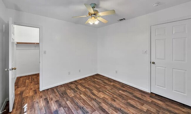 Building Photo - 2723 Baylor Ave