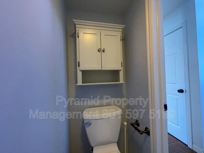 Building Photo - 4111 W 9580 S