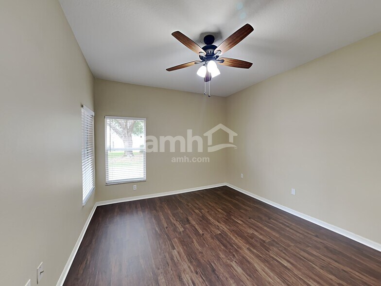 Building Photo - 6223 Blackberry Ln