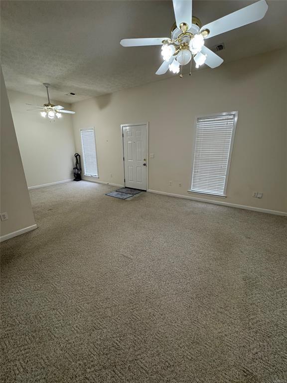 Building Photo - 33 JamesTown Loop