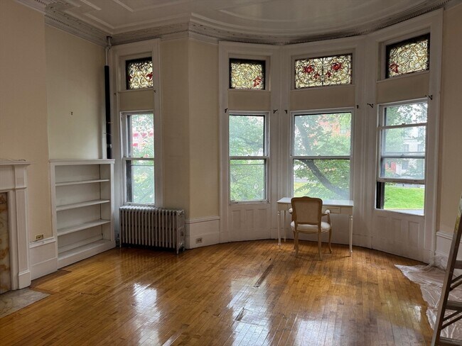 Building Photo - 375 Commonwealth Ave
