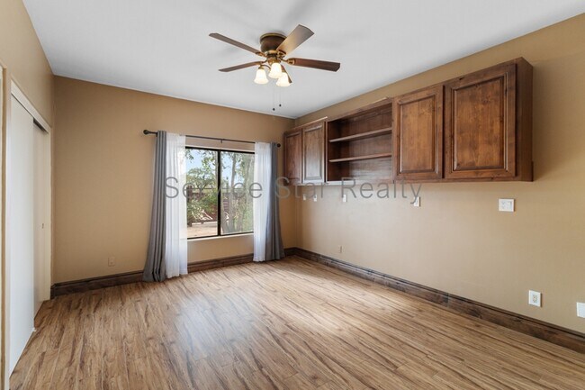 Building Photo - 6540 E Wildcat Dr