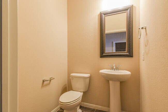 Building Photo - 14149 Isle Royal Ln