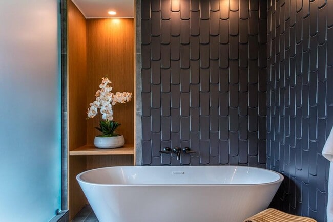 Building Photo - 1904 Lenox Rd NE