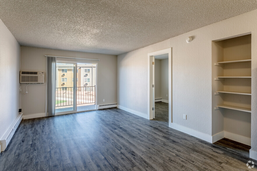 1BR, 1BA - 504SF - Ascent Apartments