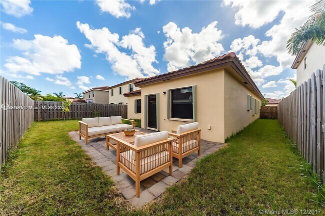 Building Photo - 15421 SW 176th Ln