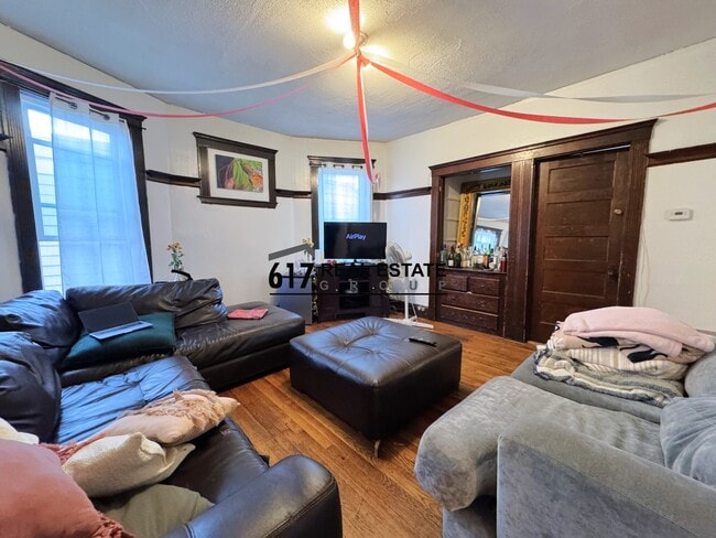 Building Photo - 7 Gardner Terrace