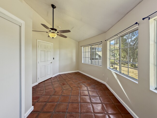 Building Photo - 3053 Quail Rd