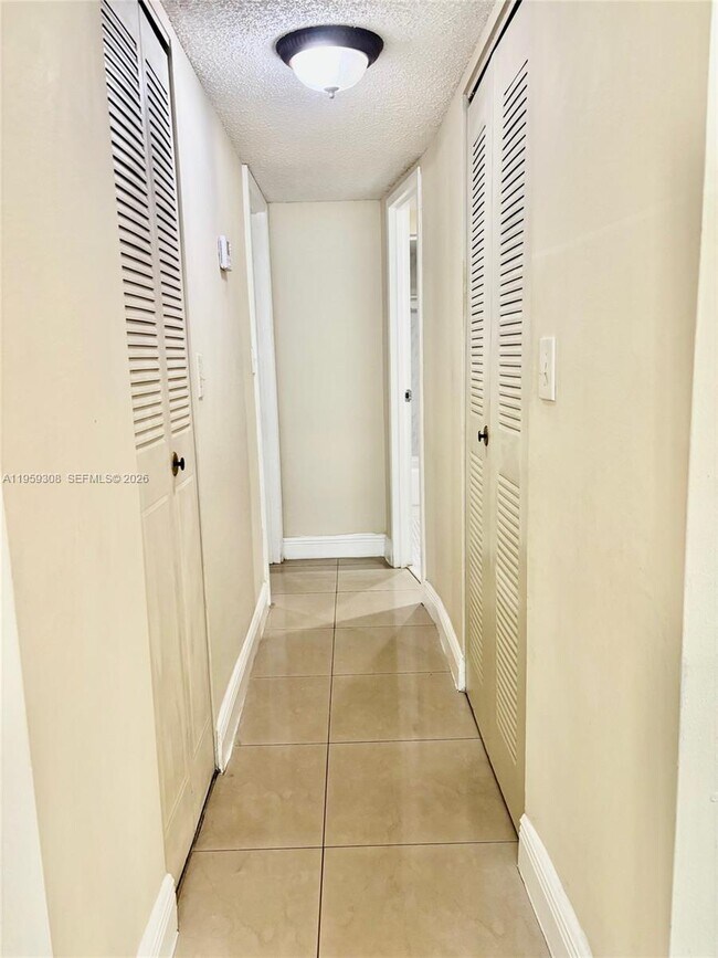 Building Photo - 1800 SW 81st Ave