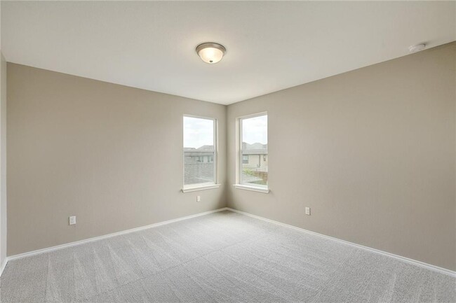 Building Photo - 311 Jarbridge Dr