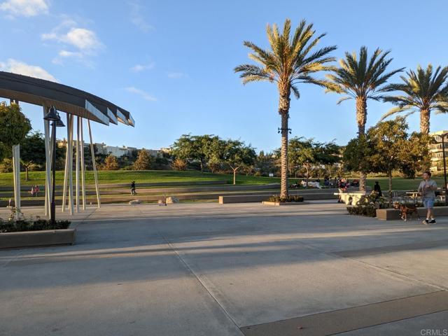 Building Photo - 2950 Via Alta Pl