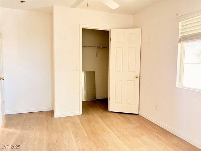 Building Photo - 7461 Mission Palm St