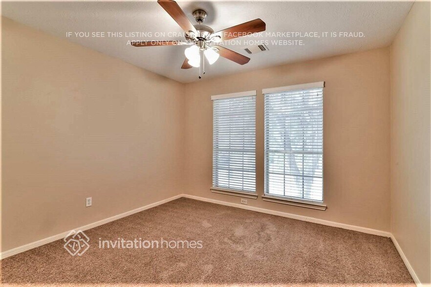 Building Photo - 1011 Wentworth Dr