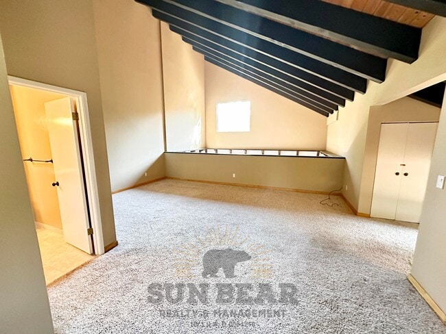 Building Photo - 1,590 Sq. Ft. Tyrolian Chalet – Full IVGID & Tennis Access -Allows a dog upon approval!