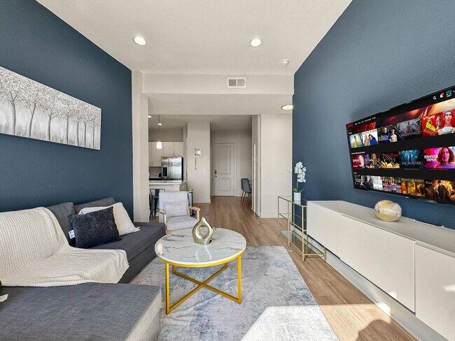 Building Photo - 2916 Indiana St