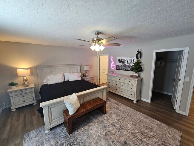 Building Photo - 814 Pierson Rd