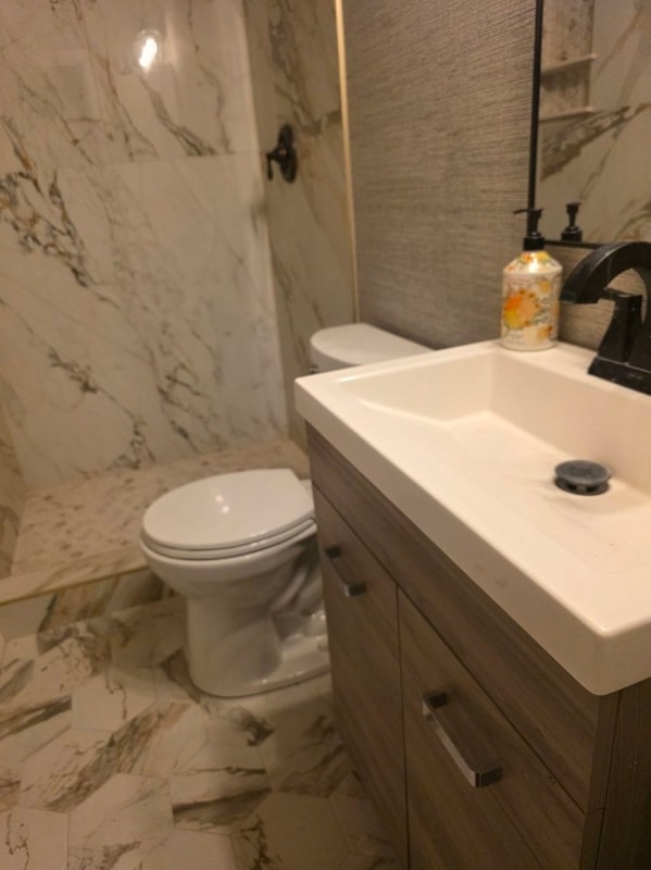 Building Photo - 2975 Edna Ln