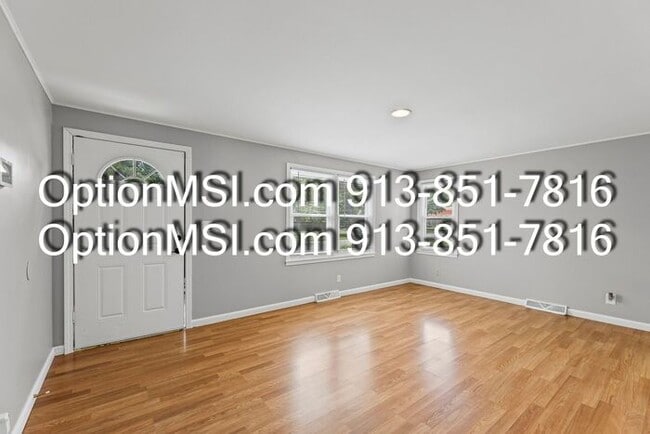 Building Photo - Beautiful 3-bedroom home now available!