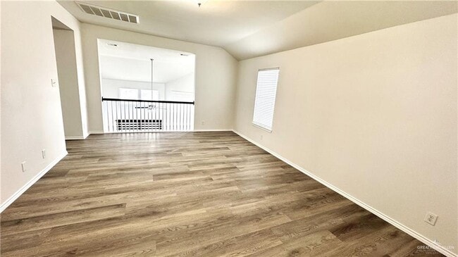 Building Photo - 21 San Rafael St