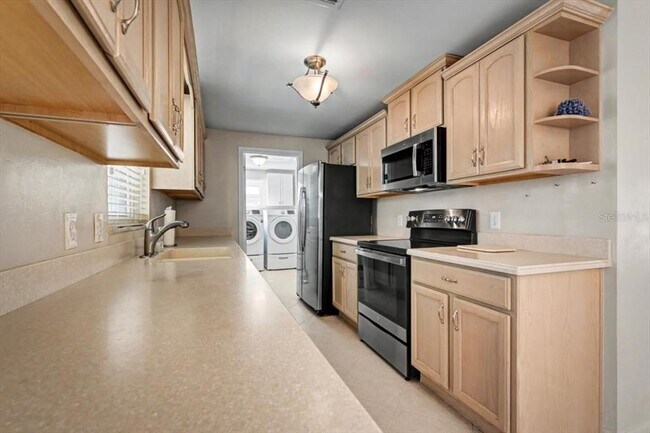 Building Photo - 3 Edmond Ct