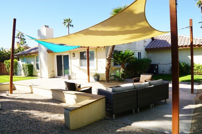 Building Photo - 44150 Calico Cir