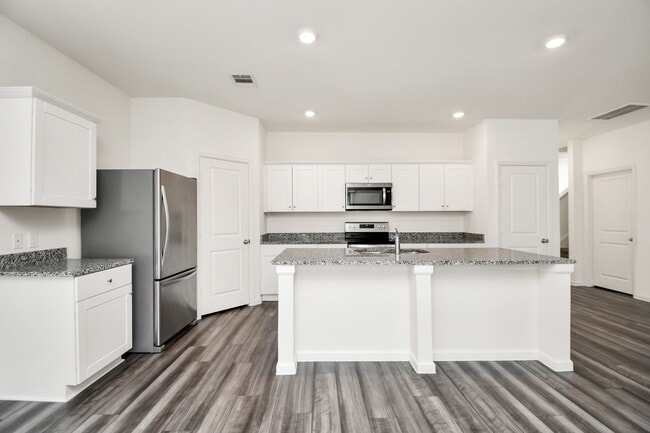 Building Photo - 7810 Carrotwood Ct